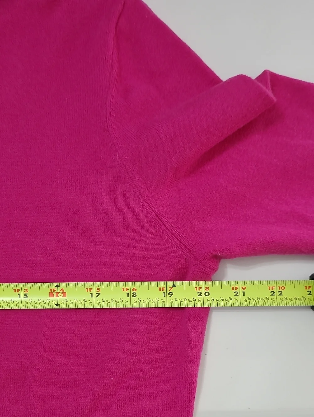 Talbots Cranberry/Magenta Ruffled Crewneck Lightweight Sweater size Large